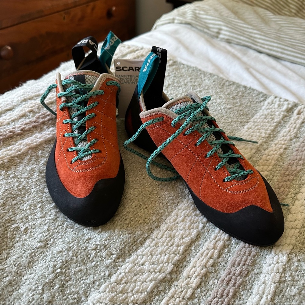 Scarpa Women’s Helix Climbing Shoe